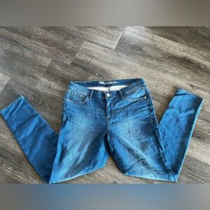 Old Navy Blue Women’s Skinny Jeggings size 12